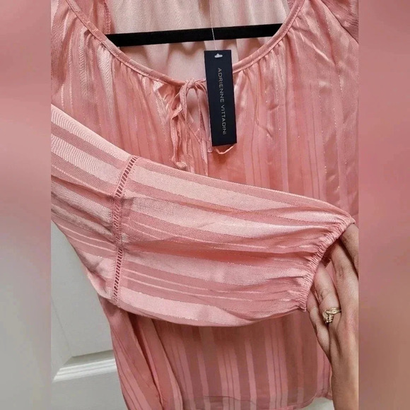 Adrienne Vittadini Women's Blouse w/Elastic Balloon Sleeves and 2nd Shirt Size L - Picture 3 of 4